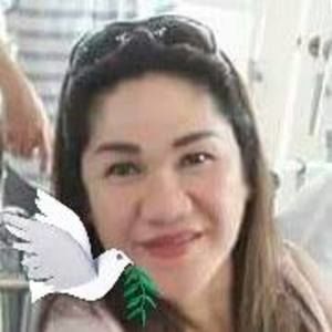 Meet your Posher, Emelita